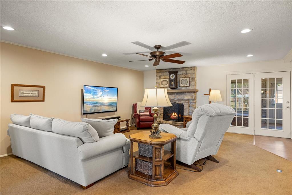 17305 N US Highway 281