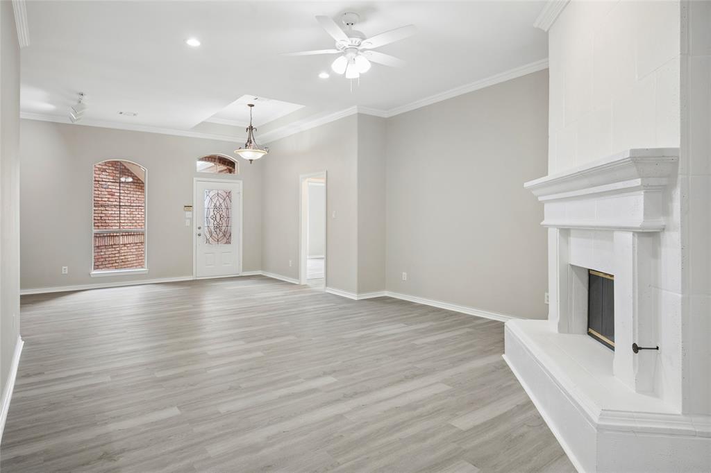 3216 Village Oak Drive