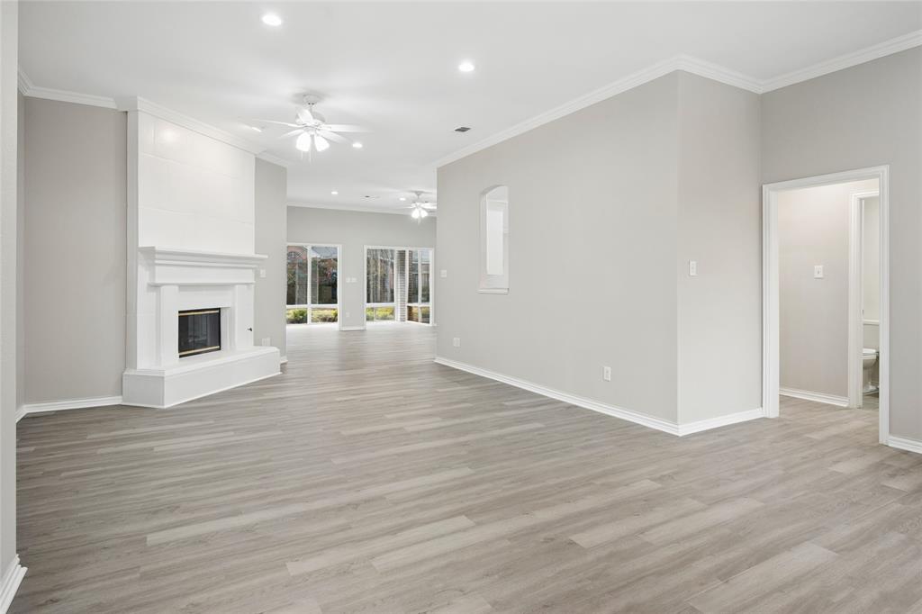 3216 Village Oak Drive