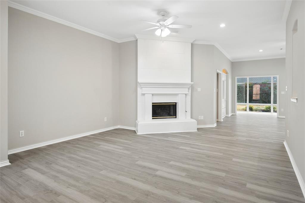 3216 Village Oak Drive