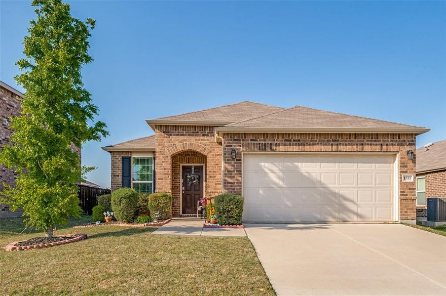 Welcome to 1333 Vernon Drive in the Winn Ridge community, a home that offers the perfect balance of comfort, simplicity, and everyday ease.

This well maintained 3 bedroom, 2 bathroom home is thoughtfully designed to make life feel more manageable without sacrificing style or space. From the moment you enter, you are greeted by a clean, inviting interior filled with natural light and a layout that flows effortlessly from room to room.

The living area connects seamlessly to the kitchen and dining space, creating an environment that feels open yet comfortable. Whether you are preparing meals, hosting a few friends, or enjoying a quiet evening at home, the space adapts easily to your lifestyle.

Each bedroom provides comfortable accommodations with just the right amount of space, while the overall design keeps everything practical and easy to maintain. The home has been very well cared for, offering a move in ready experience that allows you to settle in and start enjoying it right away.

Outside, the property offers a manageable yard and outdoor space that is perfect for relaxing without the burden of extensive upkeep. It is an ideal setting for morning coffee, evening unwinding, or simply enjoying time outdoors.

Located in Winn Ridge, residents enjoy access to community amenities including a pool and open green spaces, all while being conveniently close to shopping, dining, and major routes.

1333 Vernon Drive is a home that feels approachable, comfortable, and easy to love, offering a lifestyle centered on convenience, connection, and enjoying the place you call home.