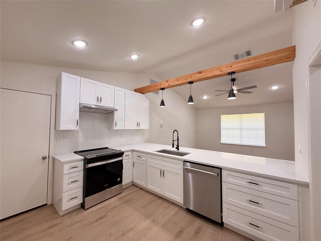 5523 Safari Trail