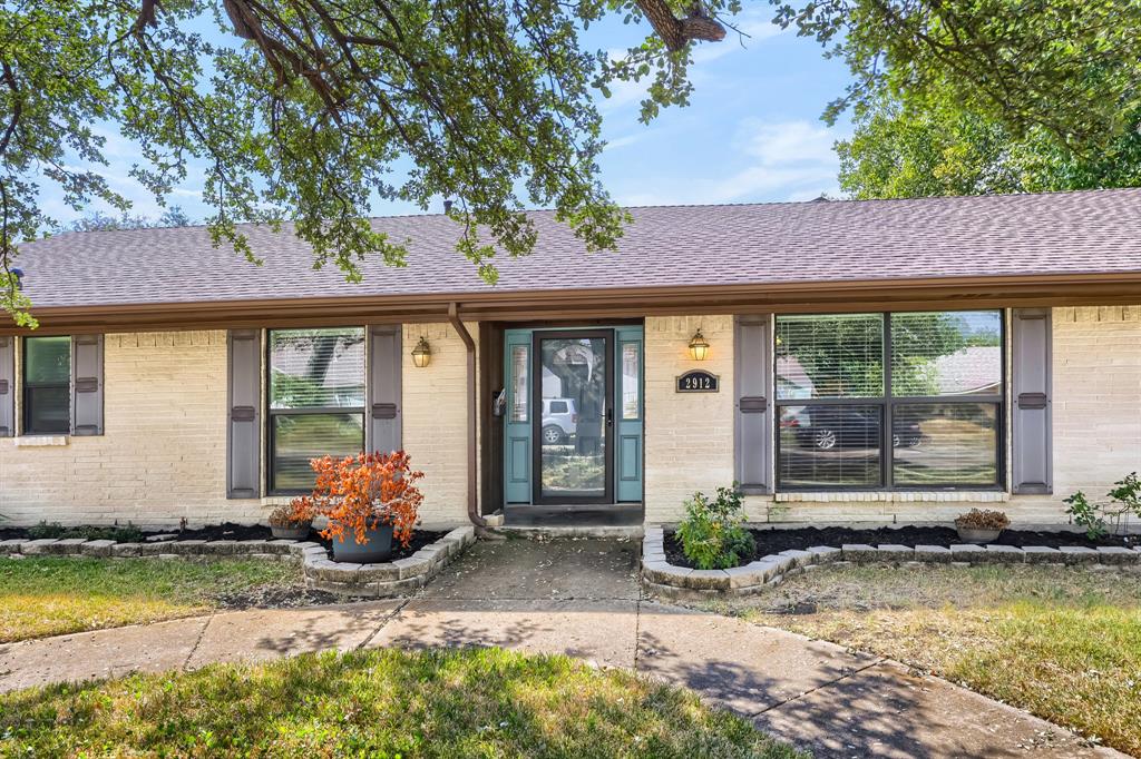 2912 Marsann Lane