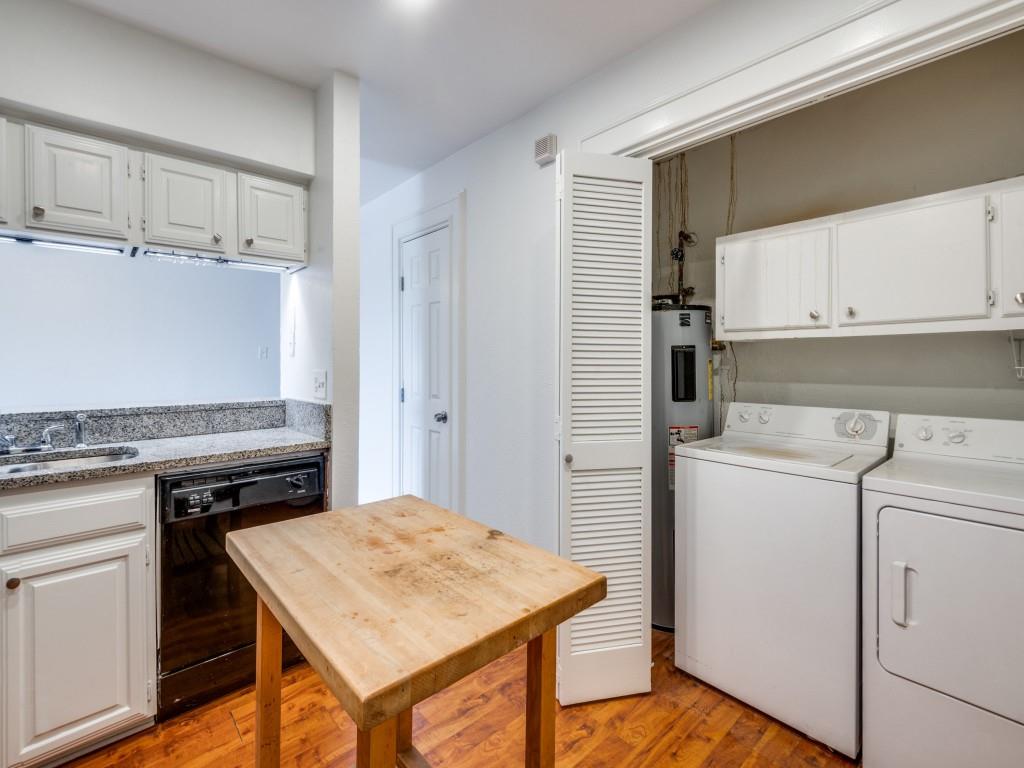 University Crossroads Ph 01 & 02 - Residential Lease