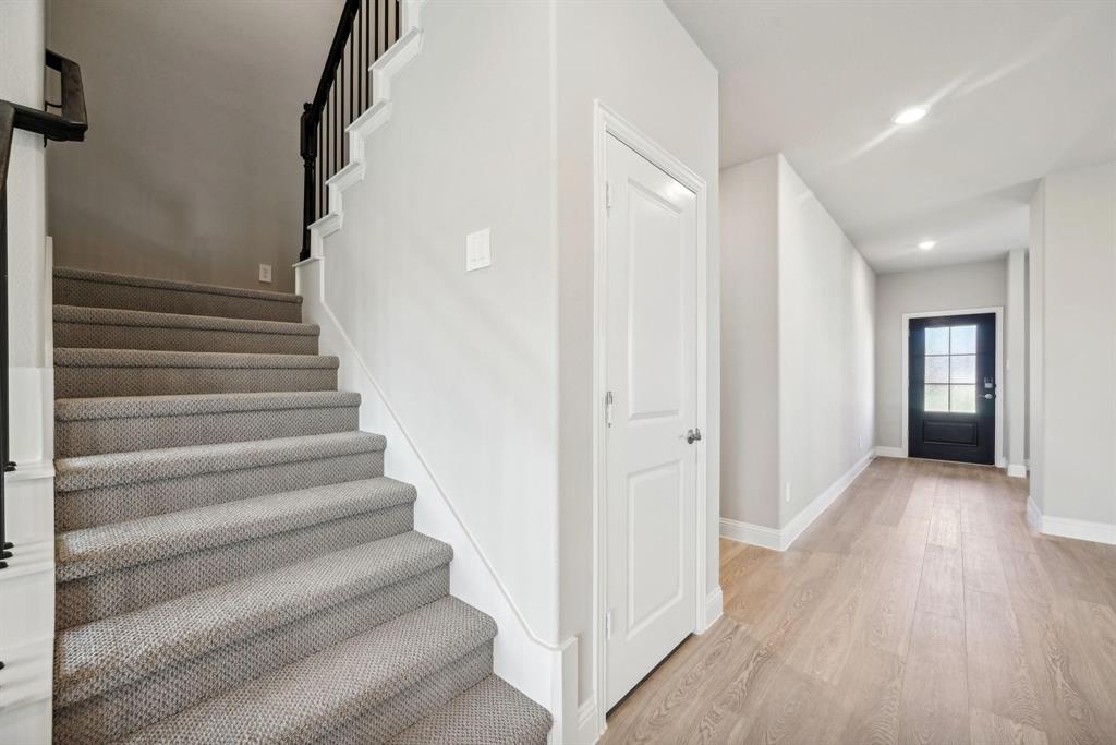 Lakehaven - Residential