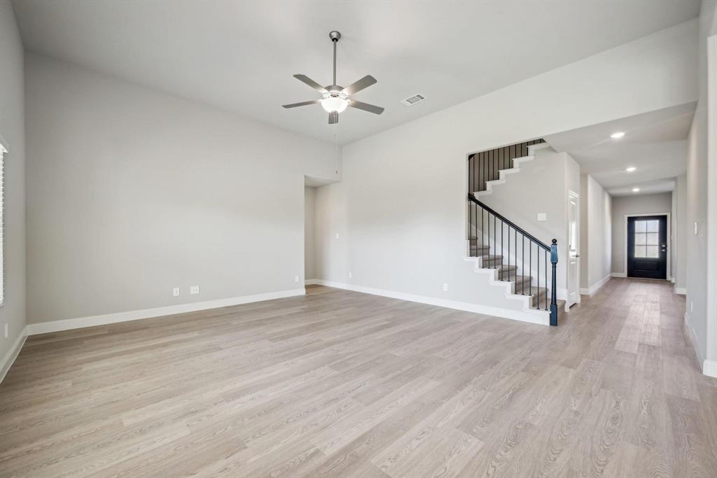 Lakehaven - Residential