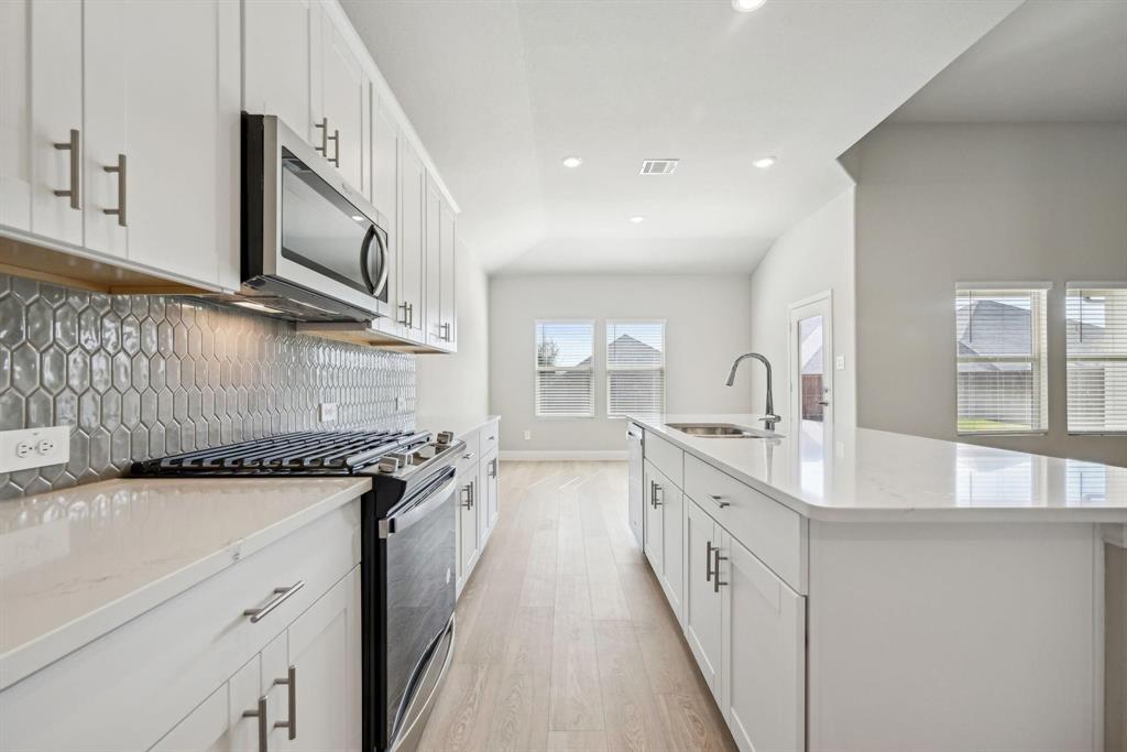 Lakehaven - Residential