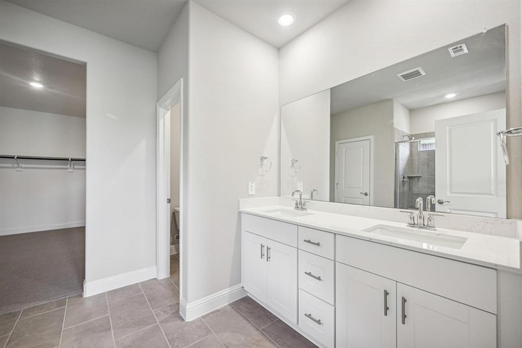 Lakehaven - Residential