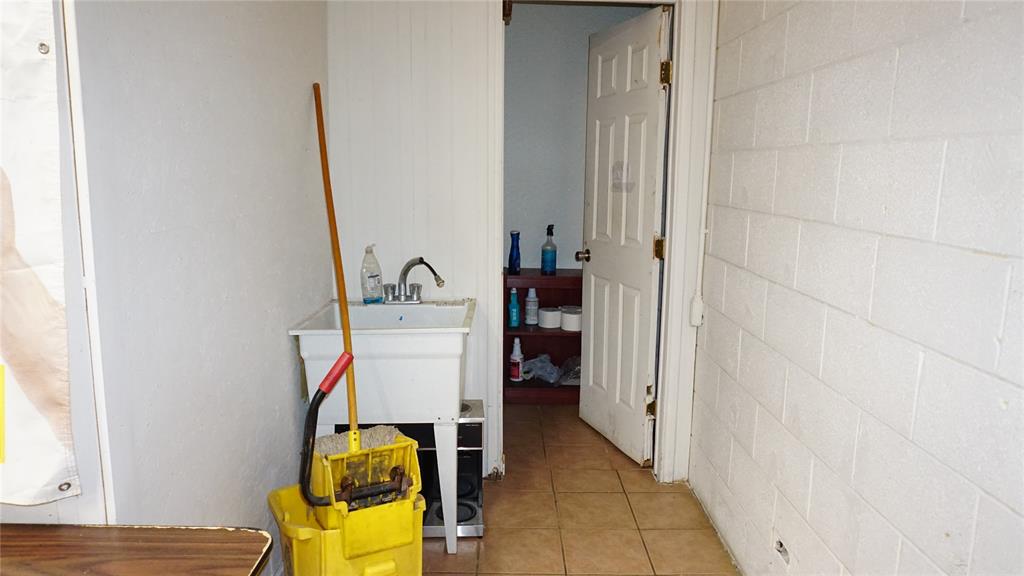 City of Tyler - Commercial Sale