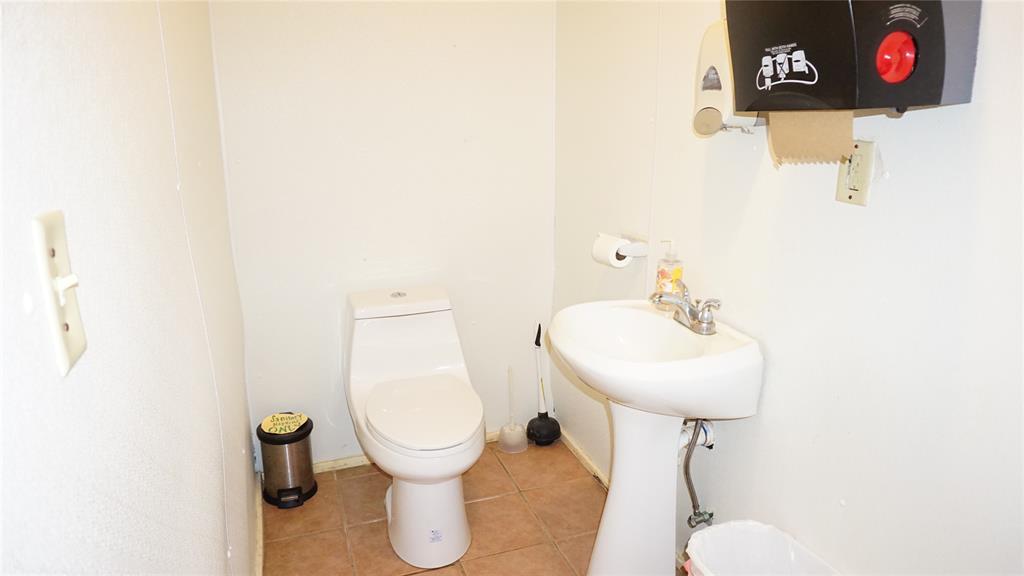 City of Tyler - Commercial Sale