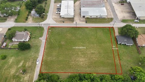 516 Brandenburg Street Cedar Hill TX 75104