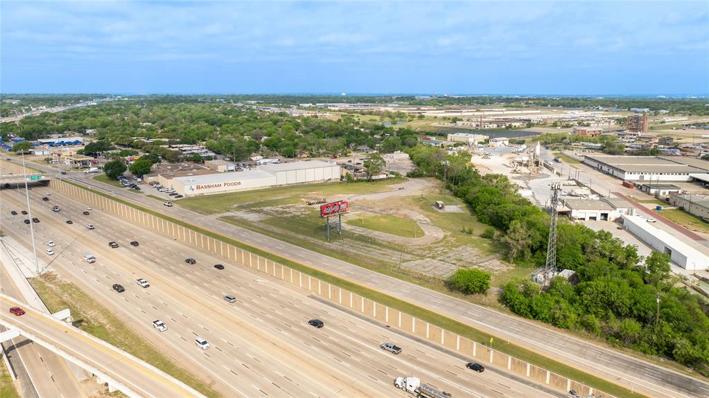 Dougherty Brothers Sub - Land