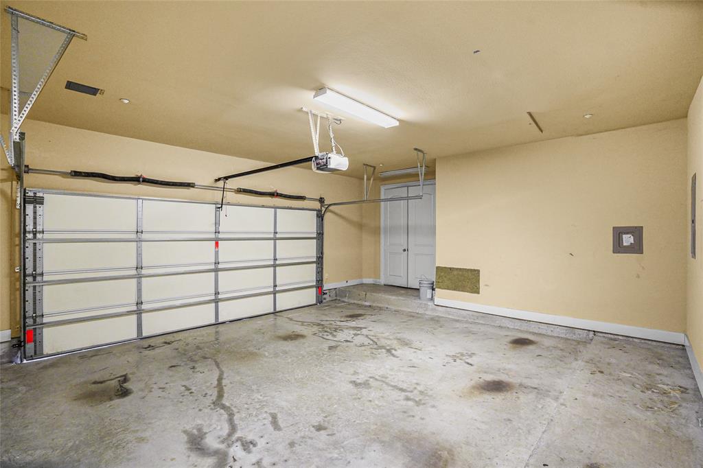 La Villita Condos Bldg N - Residential Lease