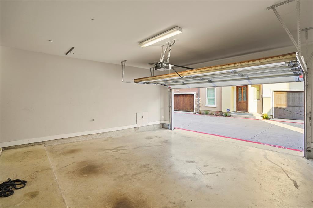 La Villita Condos Bldg N - Residential Lease