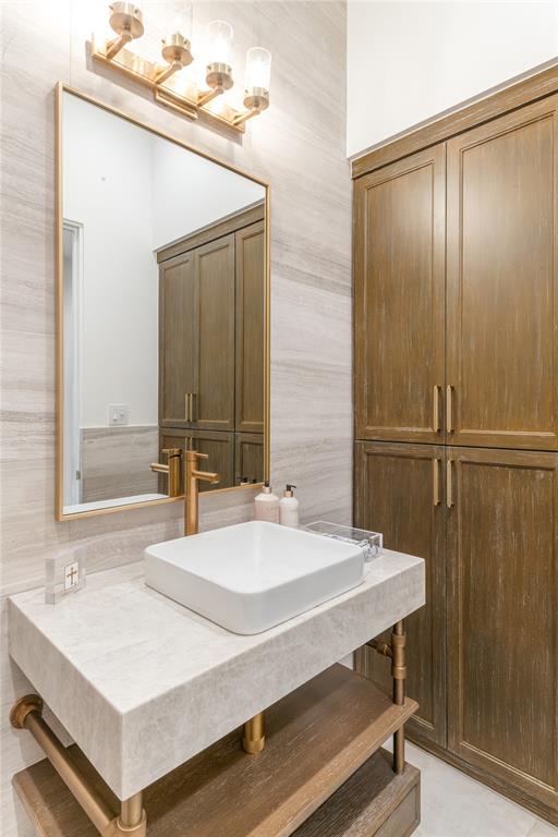 Emerald Heights - Residential