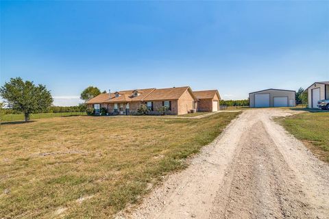 A home in Farmersville