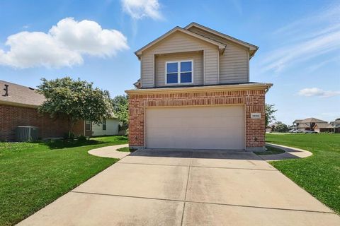 1900 Cassandra Court Fort Worth TX 76131