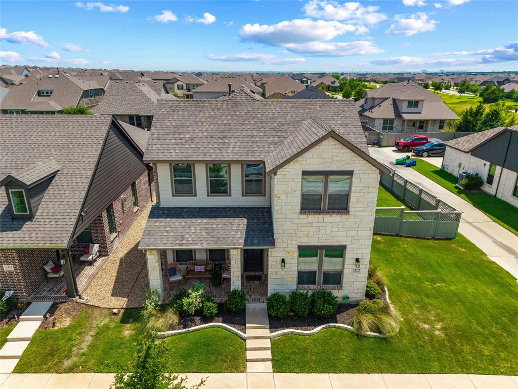 2437 Elm Place