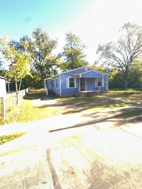 Ervay Cedars Add - Residential