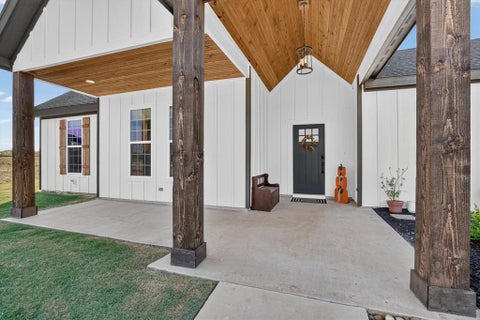 Tiny photo for 332 Jonny Boy Way, Springtown, TX 76082 (MLS # 21396133)