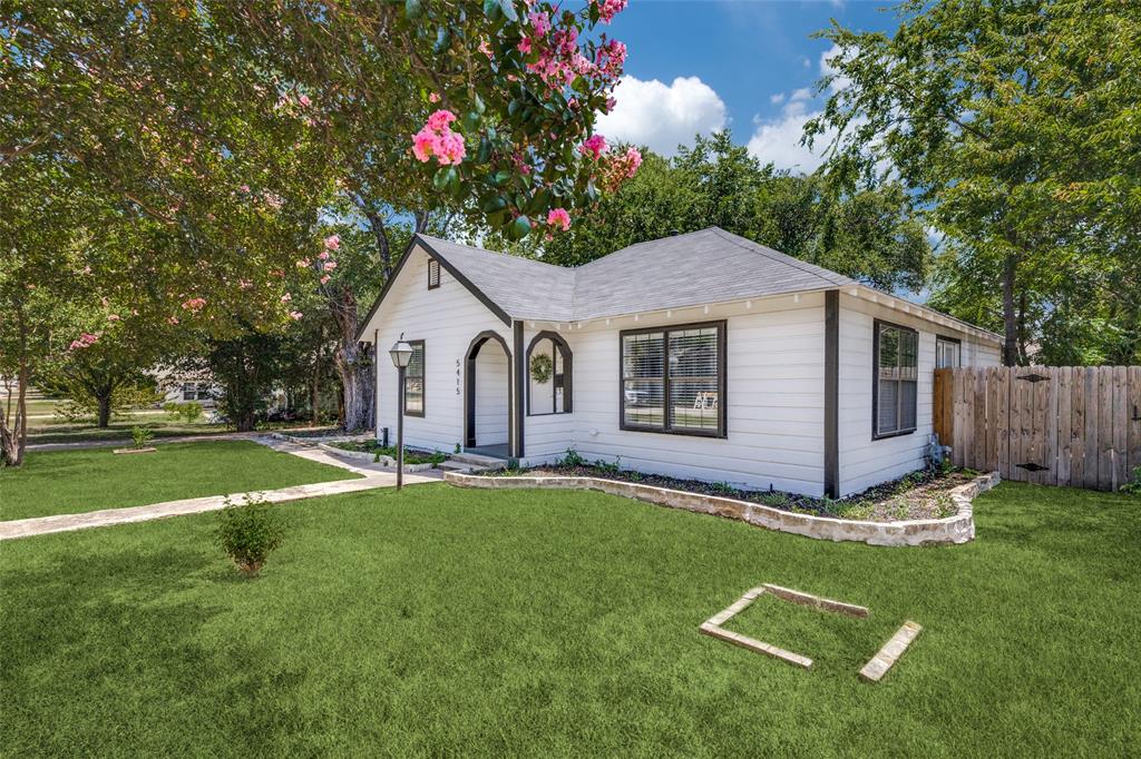 Castleberry Gardens Add - Residential Lease