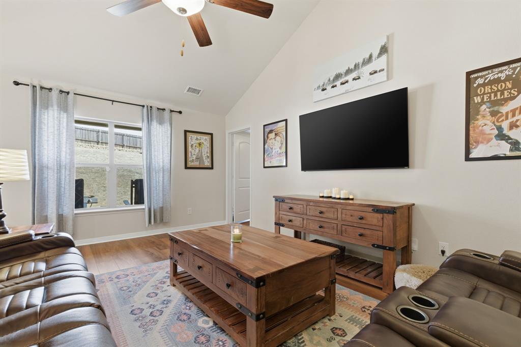 Chisholm Spgs Ph2 - Residential