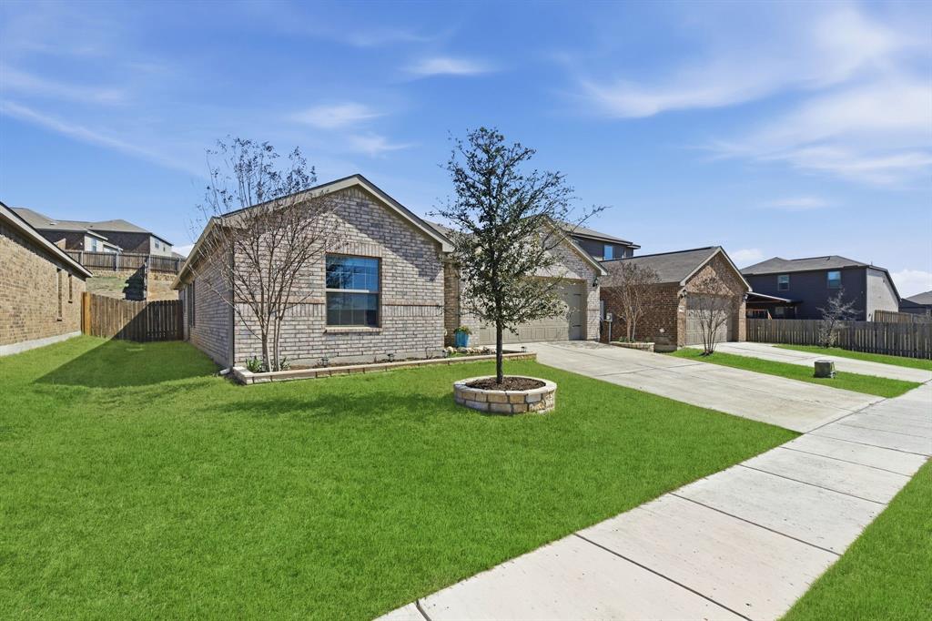 Chisholm Spgs Ph2 - Residential