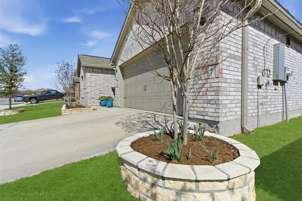 Chisholm Spgs Ph2 - Residential