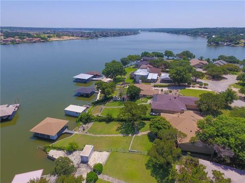 A home in Granbury