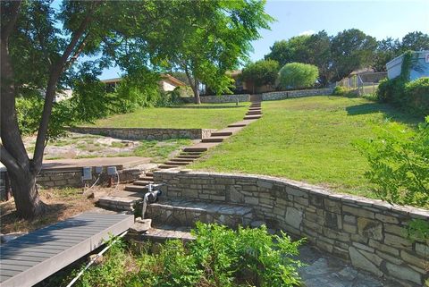 A home in Granbury