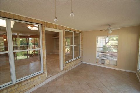 A home in Granbury