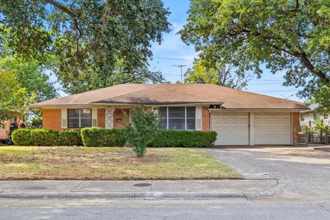 3138 Touraine Drive Dallas TX 75211