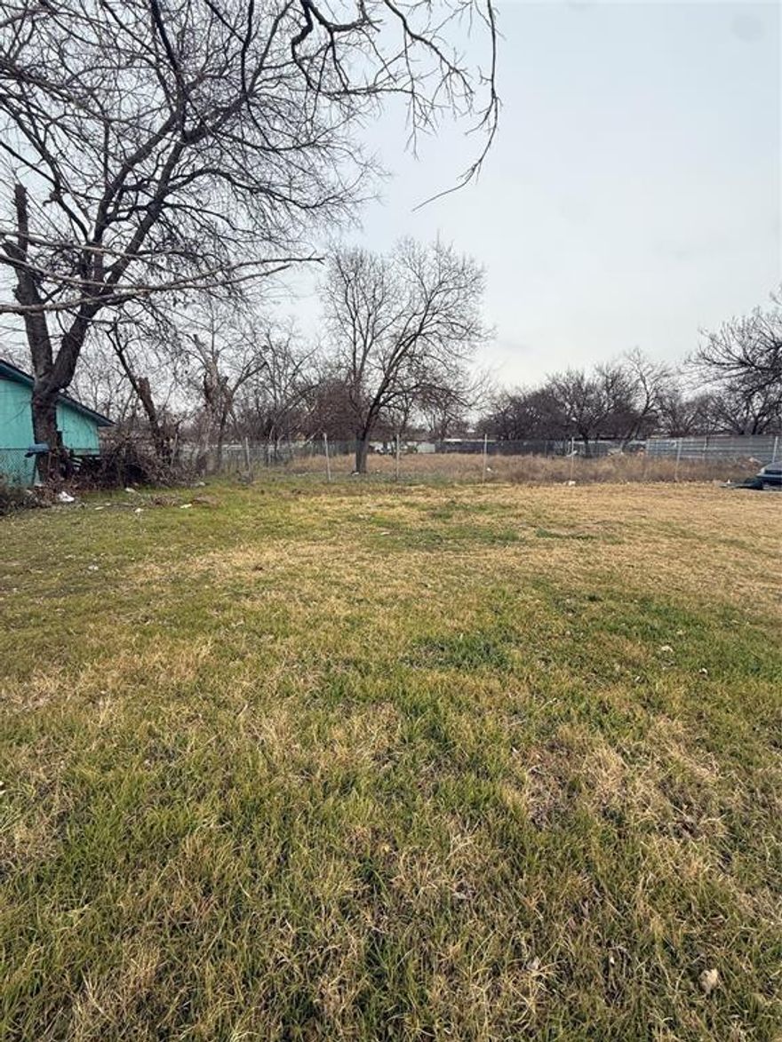 Bring your builder this quarter lots are ready to bring your vision to reality! 2 lot next to each other subdivided 10,000+ sqft lots being sold as a package deal both lots $180K 3013 and 3017 Donalee St NEW BUILDING PLANS AVAILABLE AS WELL 1800 SFT 4 BED 2 BATH all information too be verified by buyer