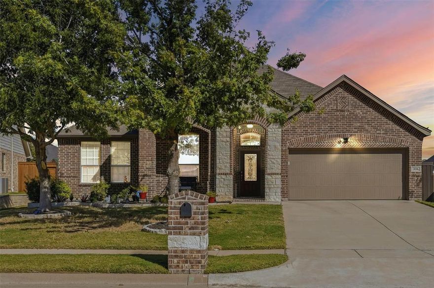 Welcome to 320 Little John Ct — where comfort, style, and convenience meet!
This one-owner gem, built in 2016, offers 4 bedrooms, 2 baths, and 2,011 sq. ft. of thoughtfully designed living space in the desirable Eagle Mountain–Saginaw ISD.  The open floorplan features a bright, inviting living area with a cozy fireplace and a spacious kitchen boasting granite countertops, a large island, and plenty of storage. The split-bedroom layout provides privacy, while the owner’s suite includes a relaxing ensuite bath with soaking tub, separate shower, and walk-in closet.  Step outside to the extended covered patio, perfect for watching the game, grilling out, or simply enjoying the outdoors. Great location in growing Saginaw, close to shopping, schools, and major highways—all with no HOA!  Schedule your private showing today.