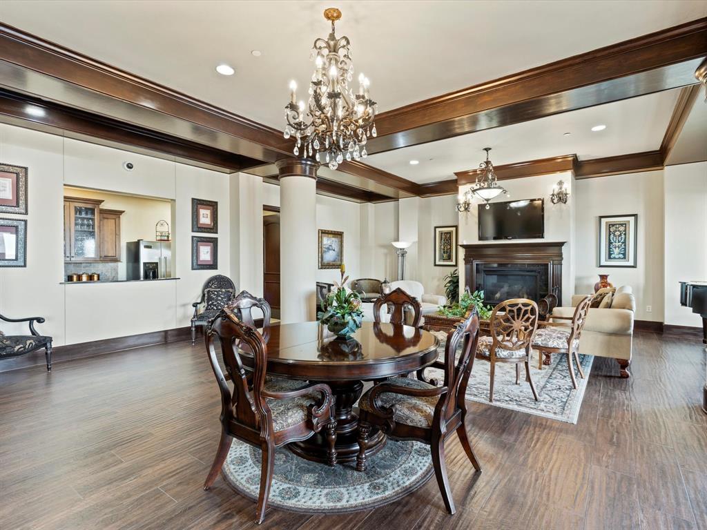 Villa De Leon Condo - Residential