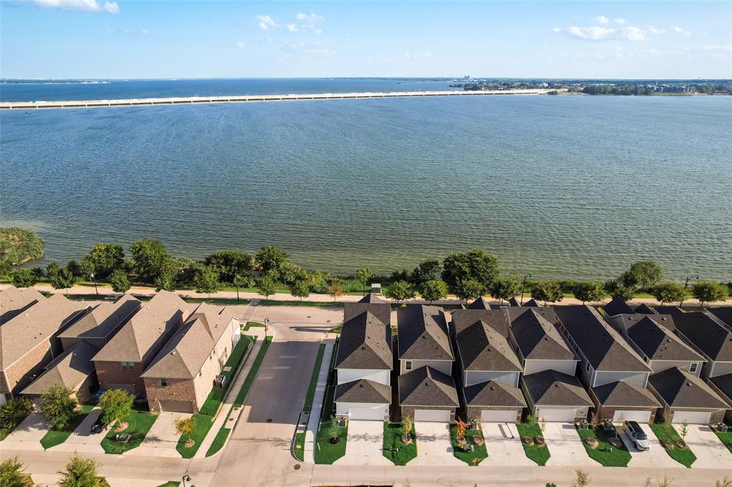 7953 Sunset Boulevard