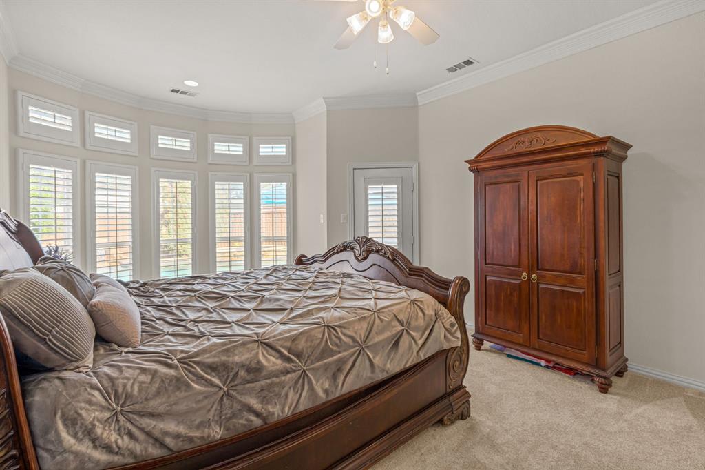 The Lakes On Legacy Drive Ph IV - Residential