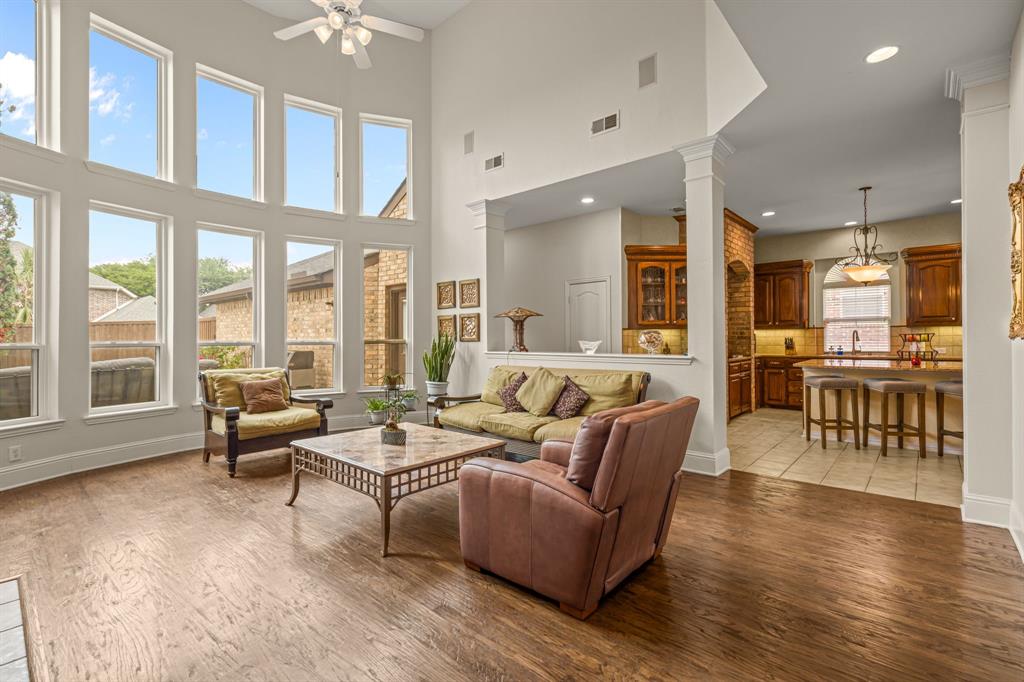The Lakes On Legacy Drive Ph IV - Residential