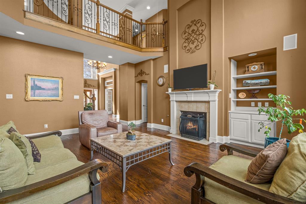 The Lakes On Legacy Drive Ph IV - Residential