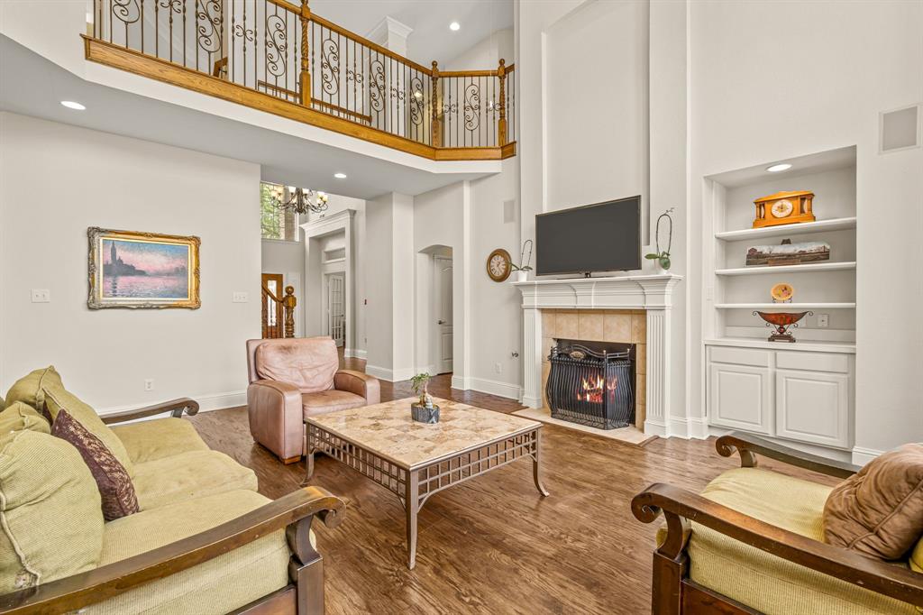 The Lakes On Legacy Drive Ph IV - Residential
