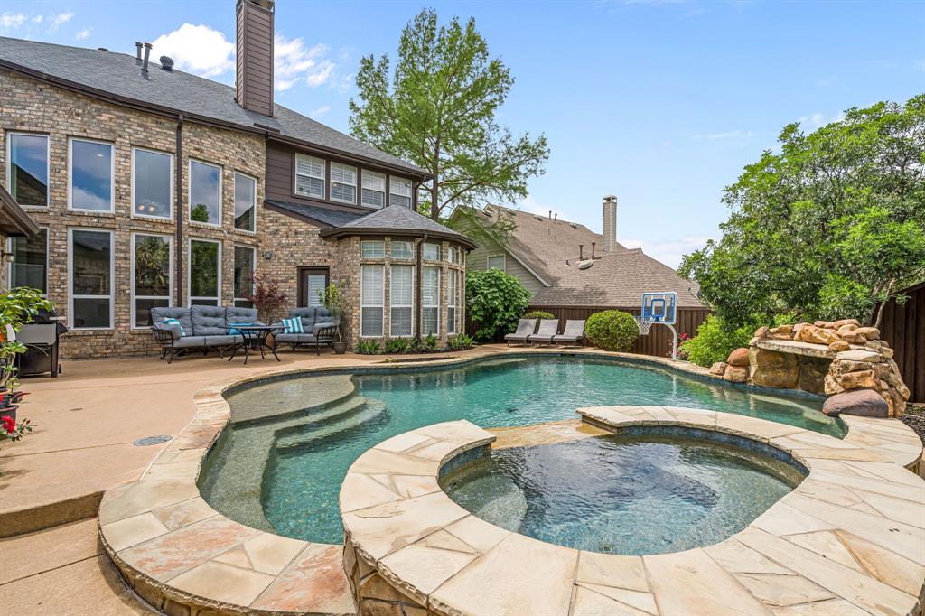 The Lakes On Legacy Drive Ph IV - Residential