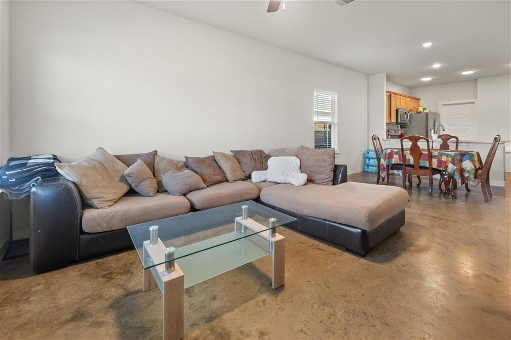 EASTER ACRES - Residential