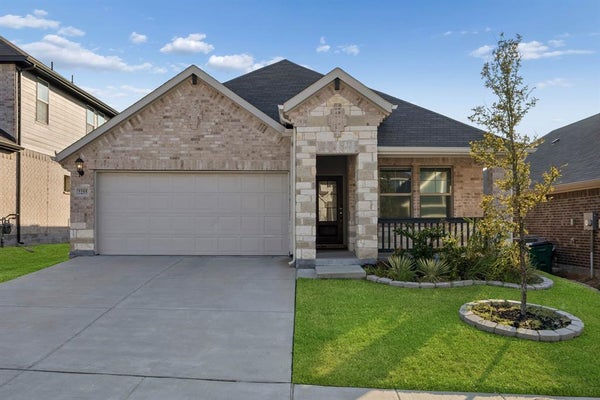 2255 CLIFF SPRINGS DR, FORNEY, TX 75126 - Image f3c2fbe9f7f8d65b81b386c98ed3cd4c/1406900914