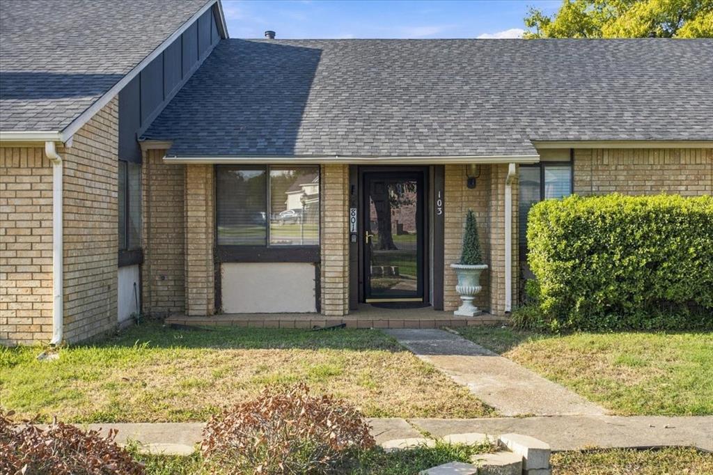 801 W Russell Avenue 103