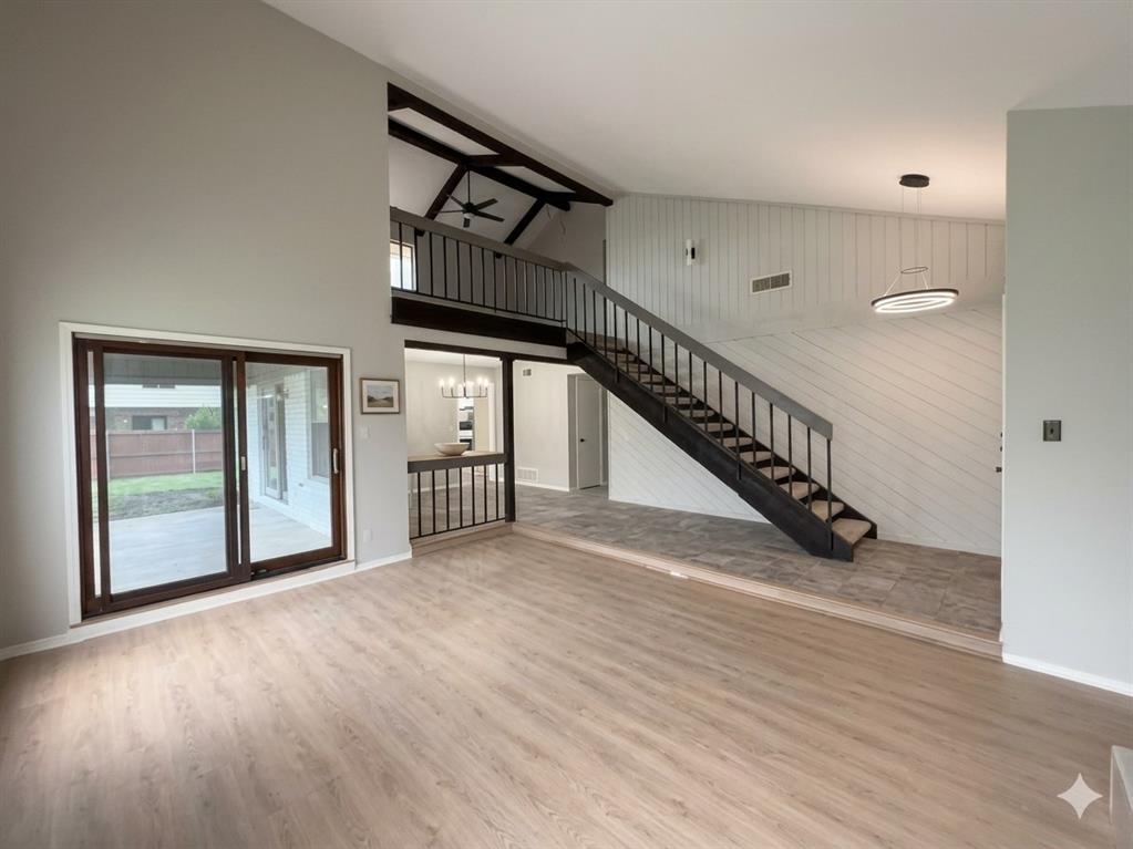 1802 Auburn Drive