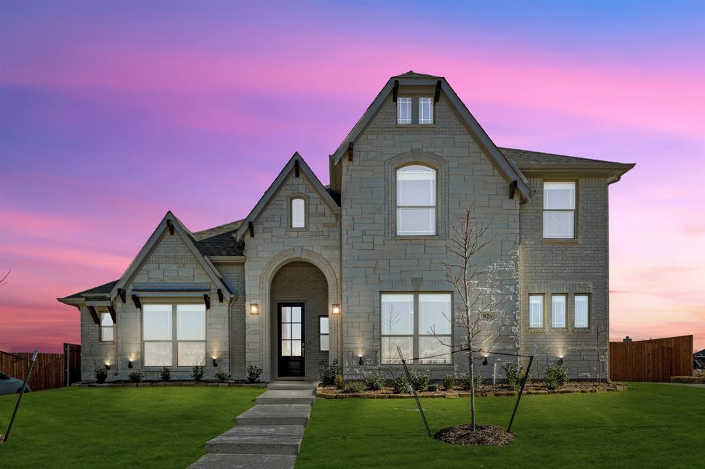 926 S Bluebird Lane