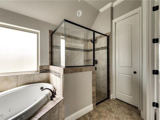 Catalina Bay II Ph Ii-B-1 - Residential Lease