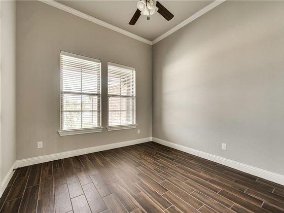 Catalina Bay II Ph Ii-B-1 - Residential Lease