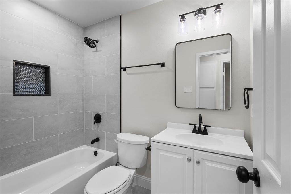 Bristol Square - Residential