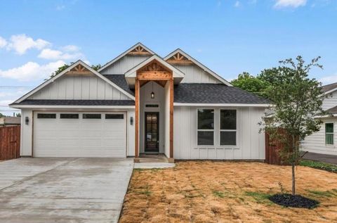 5822 Diaz Avenue Fort Worth TX 76107